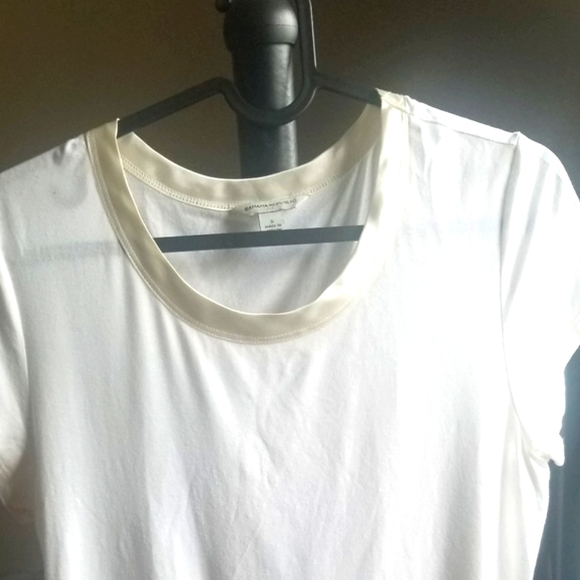 White Tee - Picture 5 of 7